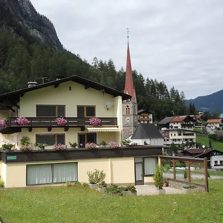 Ferienwohnung Burgstein Apartment *